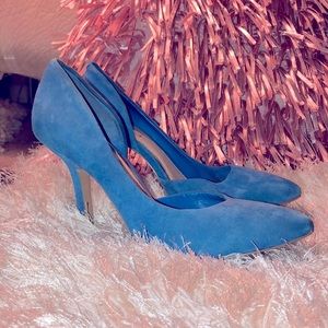 BCBG Sky/Powder Blue Heels